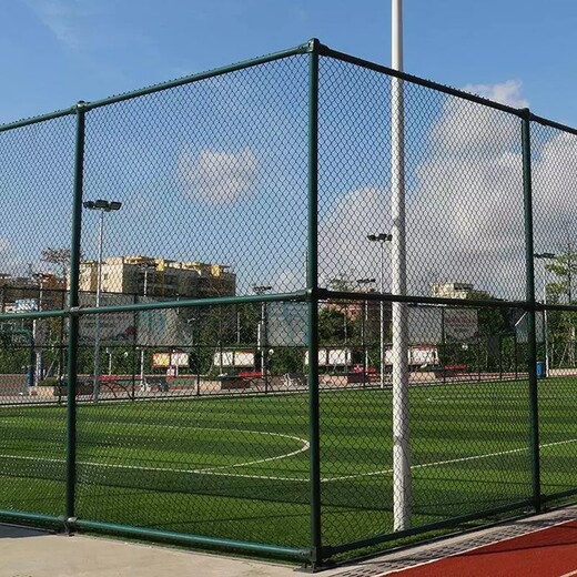 廊坊足球场围网可以根据图纸定做体育围栏