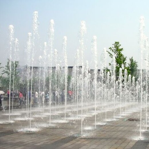 圣仑广场音乐喷泉,圣仑广场喷泉款式