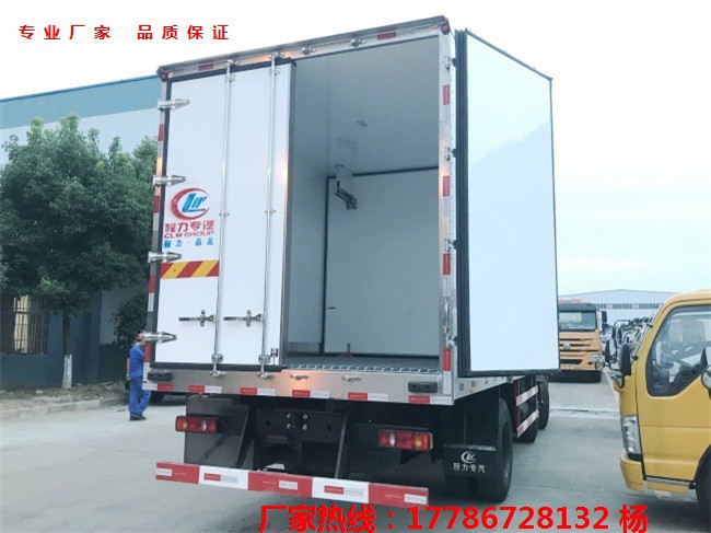 北京订制东风天锦KR冷藏车信誉保证,6.8米冷藏车