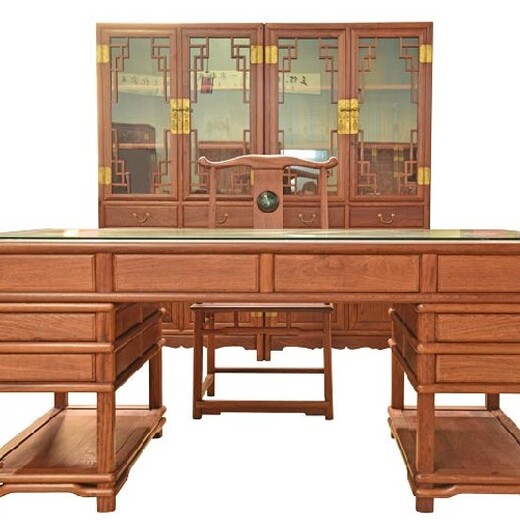 王义红木老挝大红酸枝沙发,济宁欢迎考察王义红木大红酸枝办公桌图片赏析