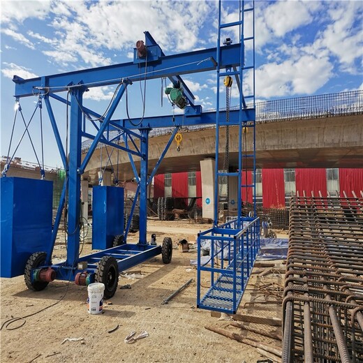 通化厚荣防撞墙模板施工台车厂家,防撞墙护栏模板台车