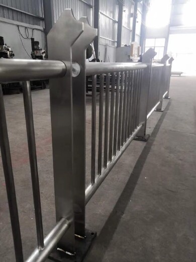 铜陵不锈钢护栏安装方法,不锈钢防护栏