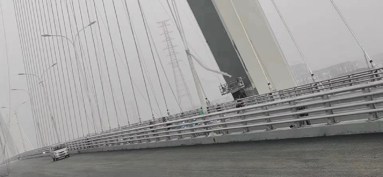 高速桥梁护栏施工,防撞桥梁护栏