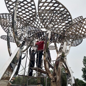 新疆不锈钢树雕塑价格