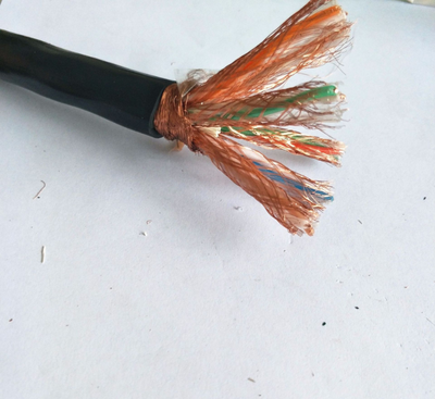 耐用计算机电缆性能可靠