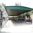北京耐磨电动篮球场伸缩蓬设计合理图片