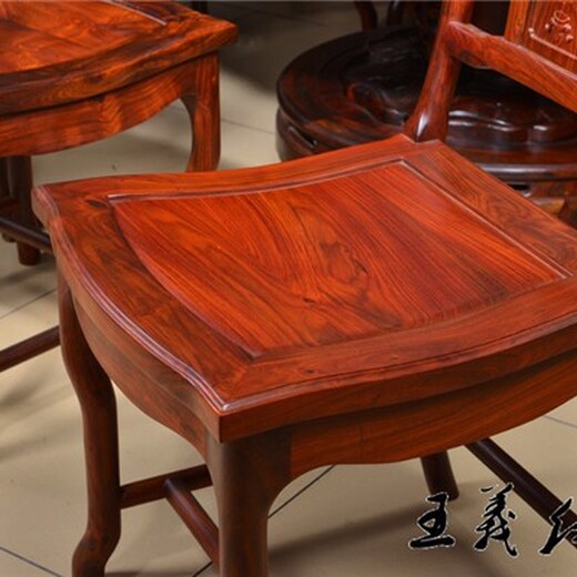 济宁销售王义红木交趾黄檀书桌造型美观,大红酸枝书桌