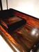 王义红木交趾黄檀办公桌,济宁老红木家具大红酸枝罗汉床器型优雅