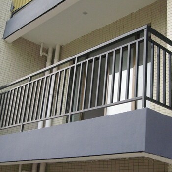 张家口喷塑阳台护栏表面处理方式阳台栏杆
