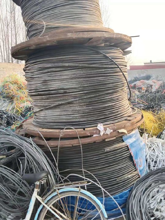 呼和浩特电线电缆回收型号,电缆线回收