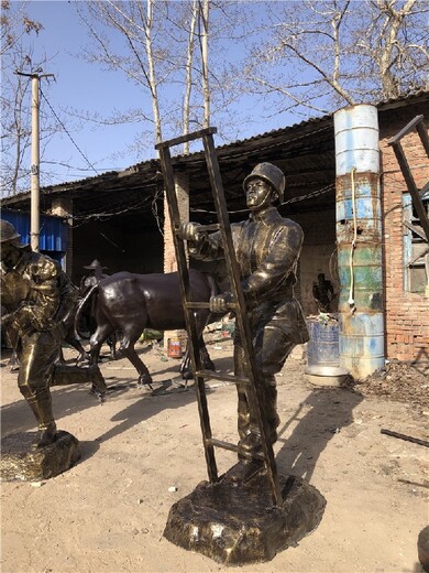 北京玻璃钢卡通消防人物雕塑厂家供应,消防员雕塑