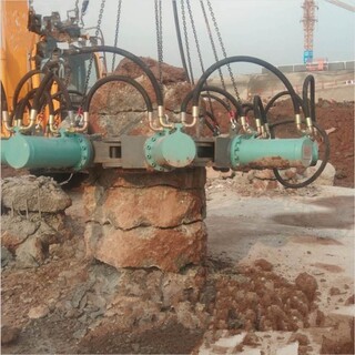 中拓挖掘机破桩机,新疆中拓混凝土破桩机图片2