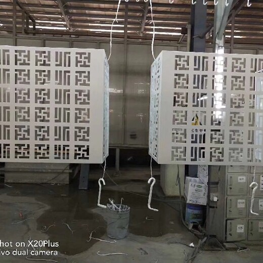 杭州从事空调罩铝板型号,铝单板版空调罩定制