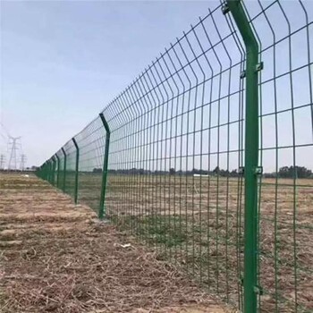 厂区铁丝网围栏养殖钢丝网隔离网美观