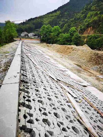 钦州生产生态护坡砖多少钱联锁护坡