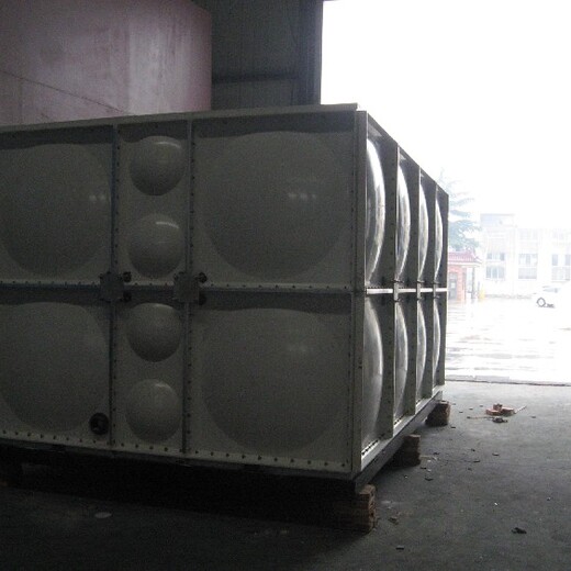 阜康市80吨玻璃钢水箱
