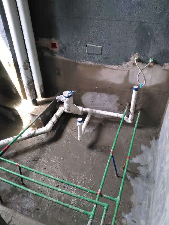 PG电子青岛亿佰建工集团取得一种钢结构PVC防水屋面的墙脚处泛水构造施工工法专利