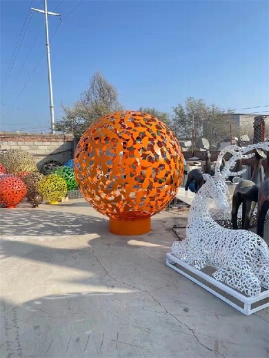 天津镂空球雕塑厂家,不锈钢圆球雕塑