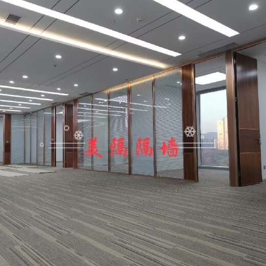 广州番禺不到顶双层玻璃隔断,办公室中空玻璃百叶隔断