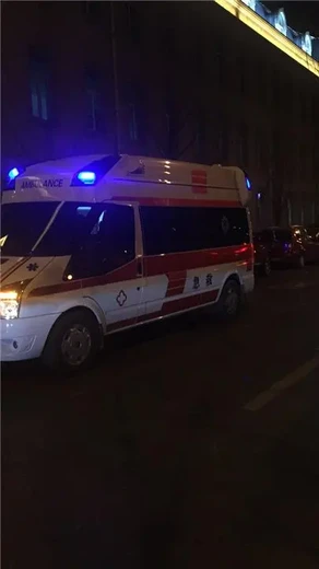 西藏阿里私人救护车出租活动保障车租赁带医护