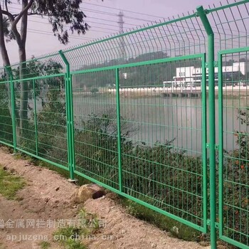 道路隔离双边丝护栏果园围栏网绿色养殖围栏道路河道可用抗晒