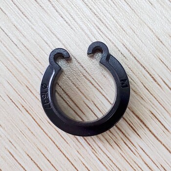 16mm壓力補(bǔ)償?shù)喂喙軖煦^PE管盲管懸掛管夾
