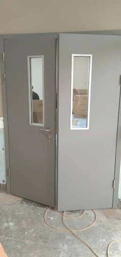唐山中学学校教室门防潮,学校钢质门