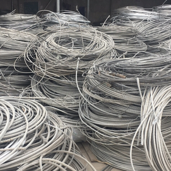 新疆带皮铝绞线回收多少钱一斤