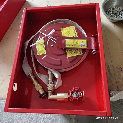 轻便消防水龙箱的厚度消防水龙箱