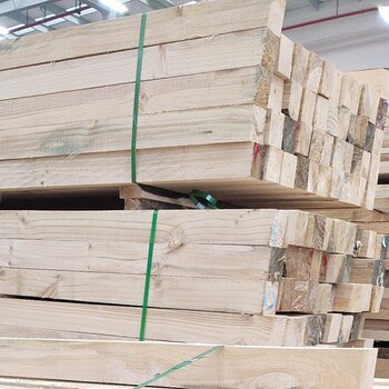 自贡木方全尺寸木方生产下料硬度高不易弯曲变形