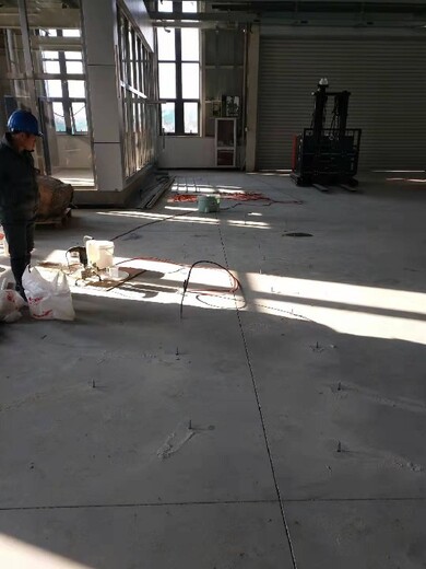 莱西市楼板裂缝修补修复方案,裂缝环氧封闭膏