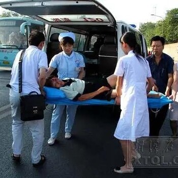 湛江跨省救护车转运病人长途救护车接送病人服务车康运租赁