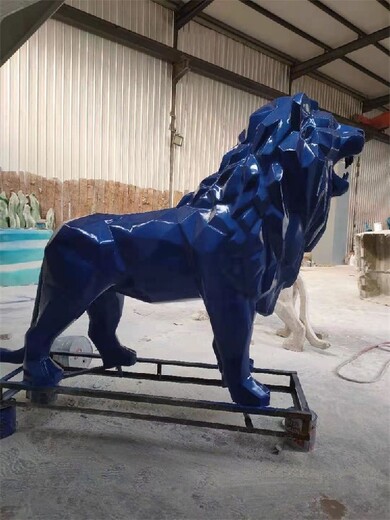 抽象狮子雕塑定制厂家,几何切面狮子雕塑