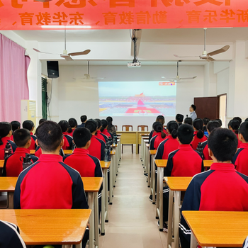 广州封闭式学校海珠厌学新目标教育有哪些学科