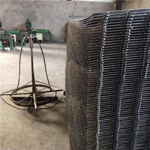 地面浇筑钢筋焊接网16×16cm孔徐州祥东,打地坪钢丝网片