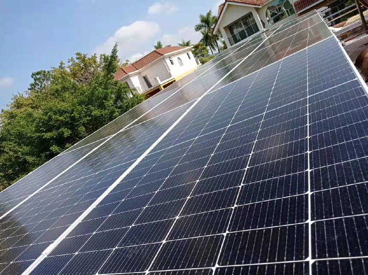 东莞太阳能光伏发电厂家报价,太阳能发电安装费用