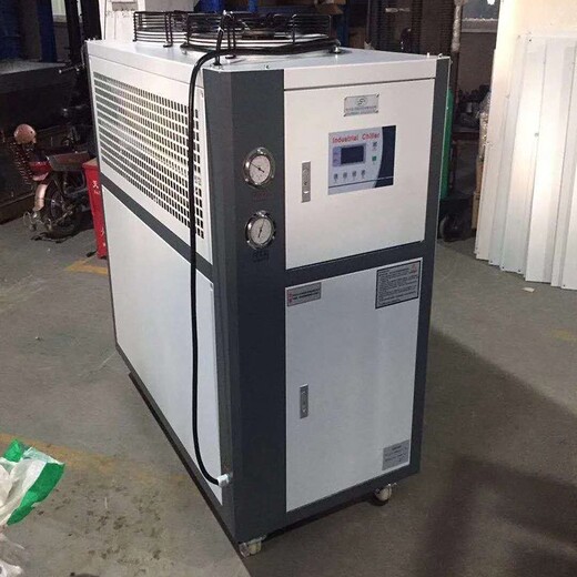 山井冷却机,天津风冷式冷水机品质工厂