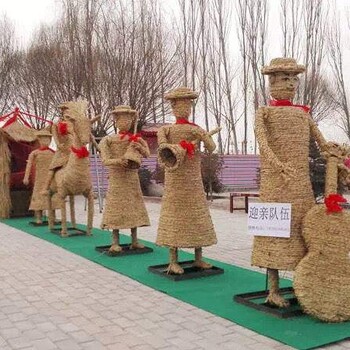 稻草迷宮定做稻草雕塑恐龍