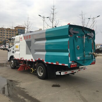 東風清潔掃路車,南陽五方洗掃車東風清掃車