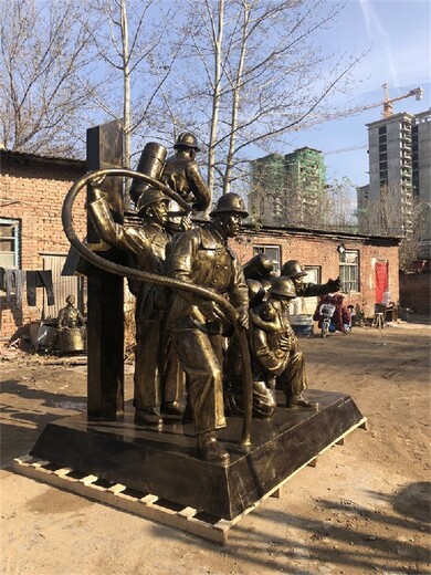 广场玻璃钢消防员雕塑加工厂,消防人物雕塑