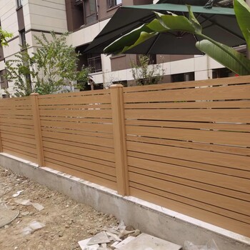 别墅花园改造铝合金围栏，花园铝合金栏杆，金属木纹铝合金栏杆