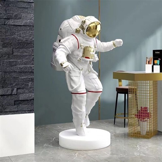 天津玻璃钢太空人雕塑定制厂家