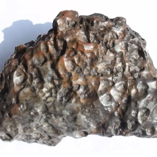 红山文化黑铁陨石特点,陨石拍卖