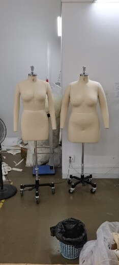 平谷生产服装人台模特厂家