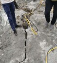 河北邢臺萬澤愚公巖石分裂機(jī)費(fèi)用破石機(jī)