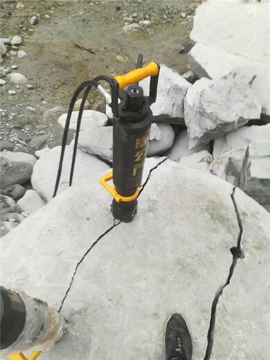 河北张家口YGF-350液压破石机电话岩石劈裂棒