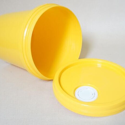 通佳机油桶生产设备,塑料乳胶漆桶设备塑料桶生产设备