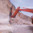 怀化挖掘机安装凿岩设备厂家图片
