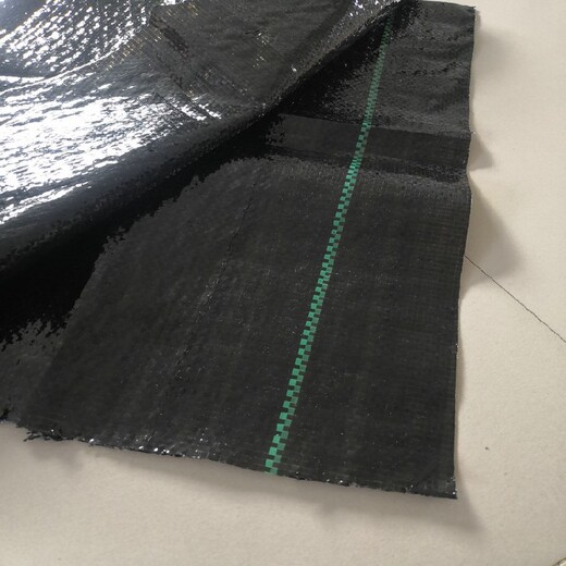广东茂名市编织防草布,防草布使用效果,90克盖草布