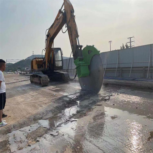 中德岩石锯,广州混凝土路面破除切割锯生产厂家联系方式